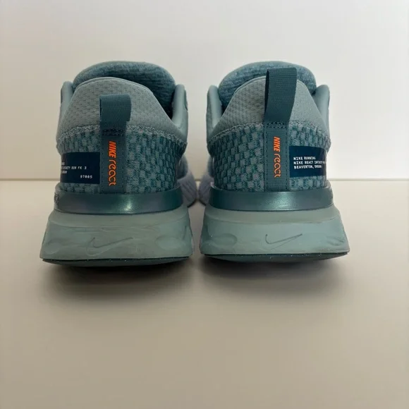 Men’s Nike React Infinity Run FK 3 Shoes Sneakers Size 11.5 - Picture 4 of 5